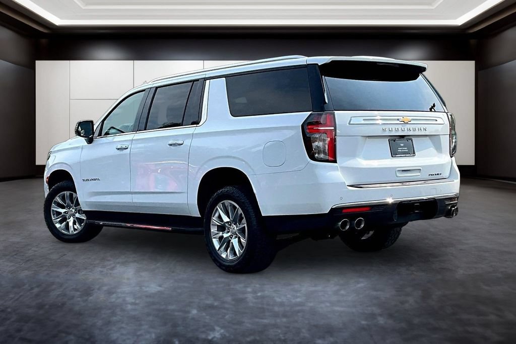 Used 2023 Chevrolet Suburban Premier AWD/4WD image 4