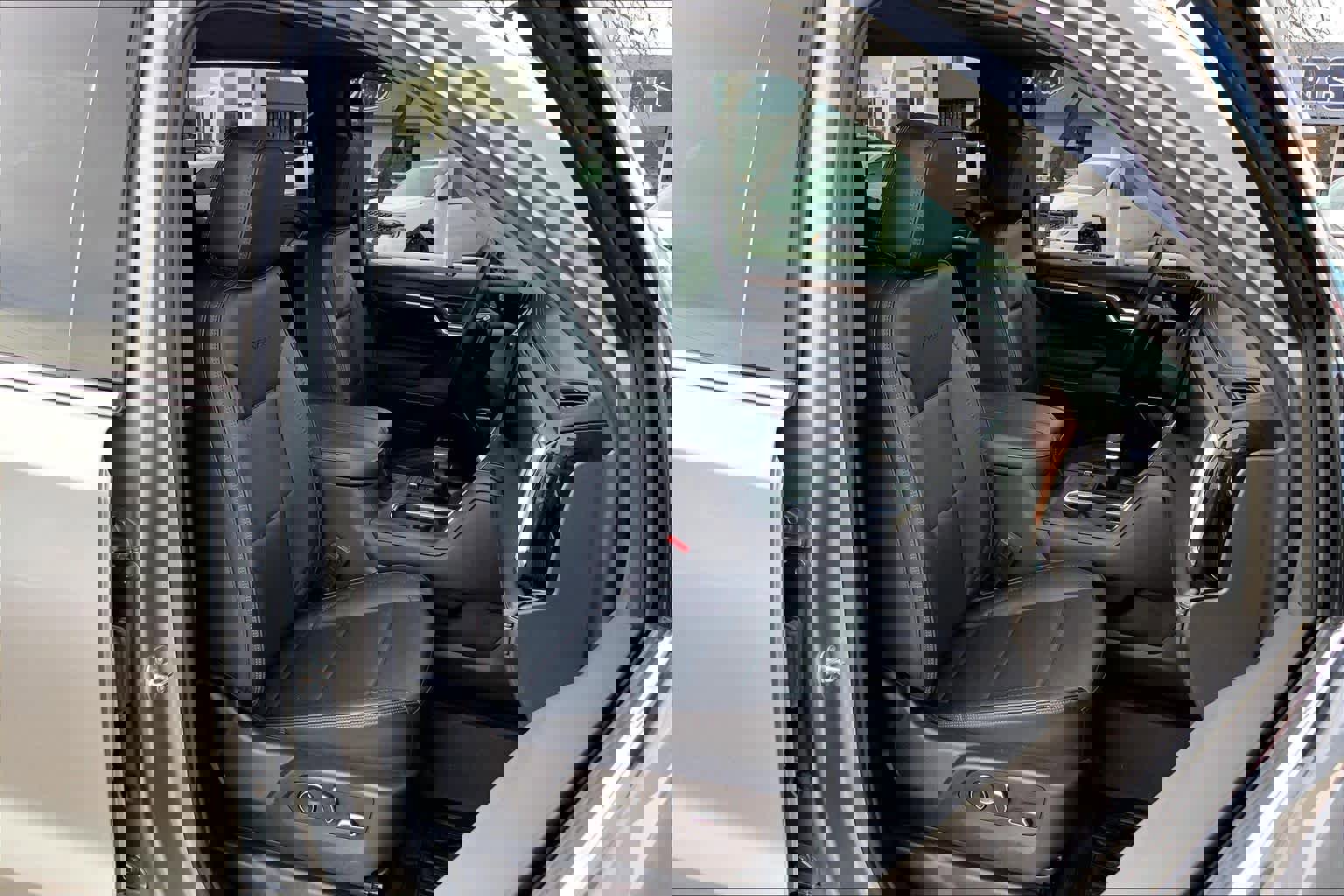 Used 2024 GMC Sierra 1500 Denali w/ Technology Package image 9