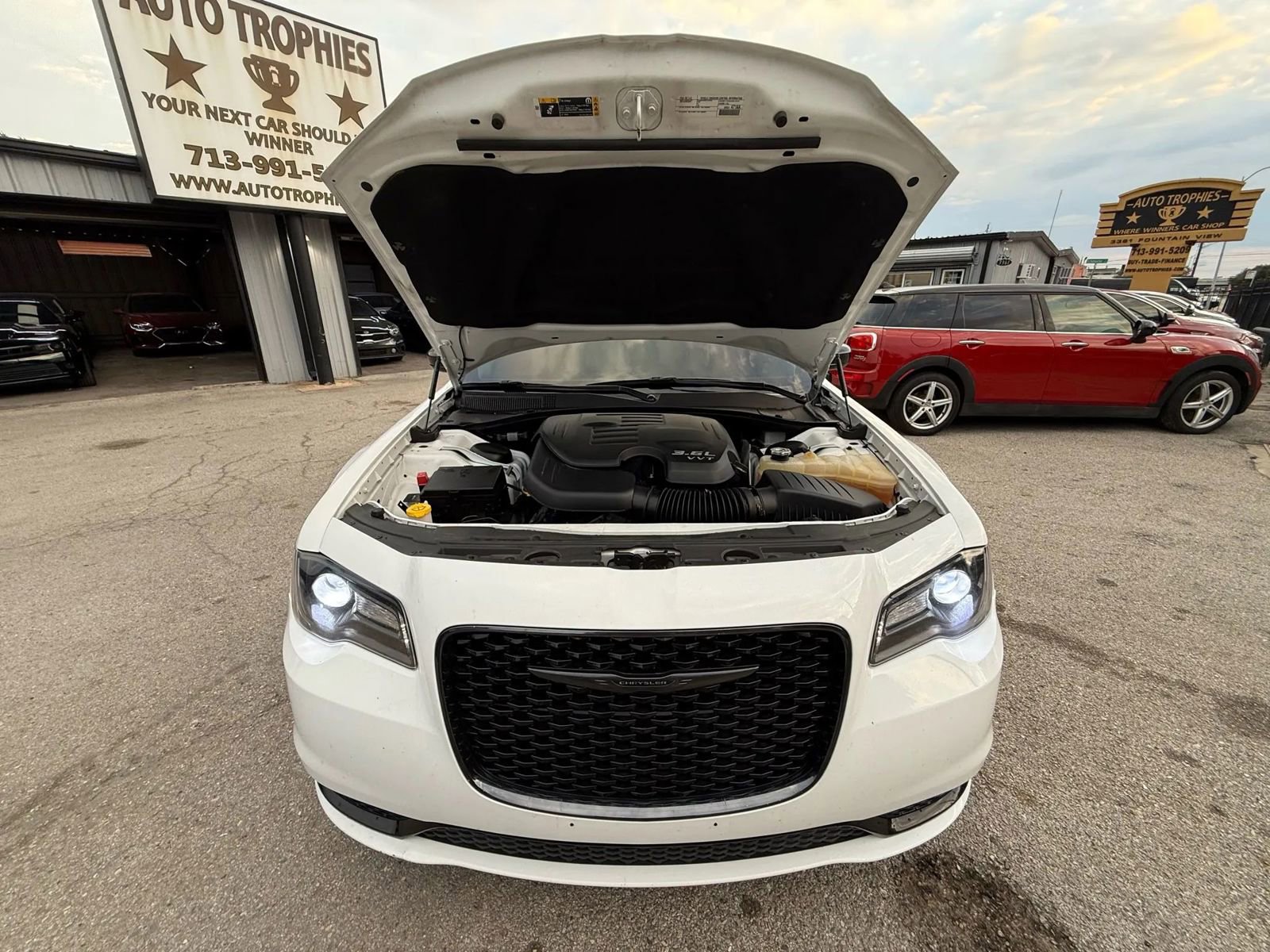 Used 2022 Chrysler 300 Touring w/ Sport Appearance Package RWD image 24