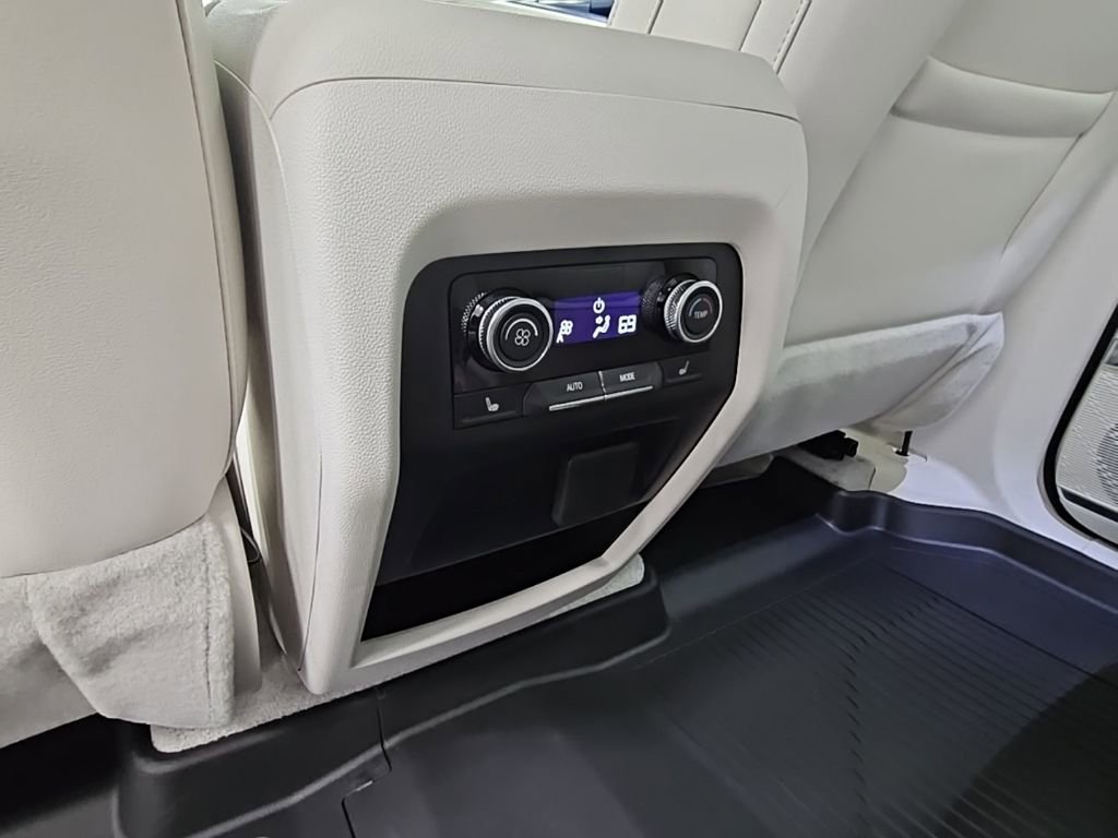 New 2026 Buick Enclave Avenir w/ Super Cruise Package image 34