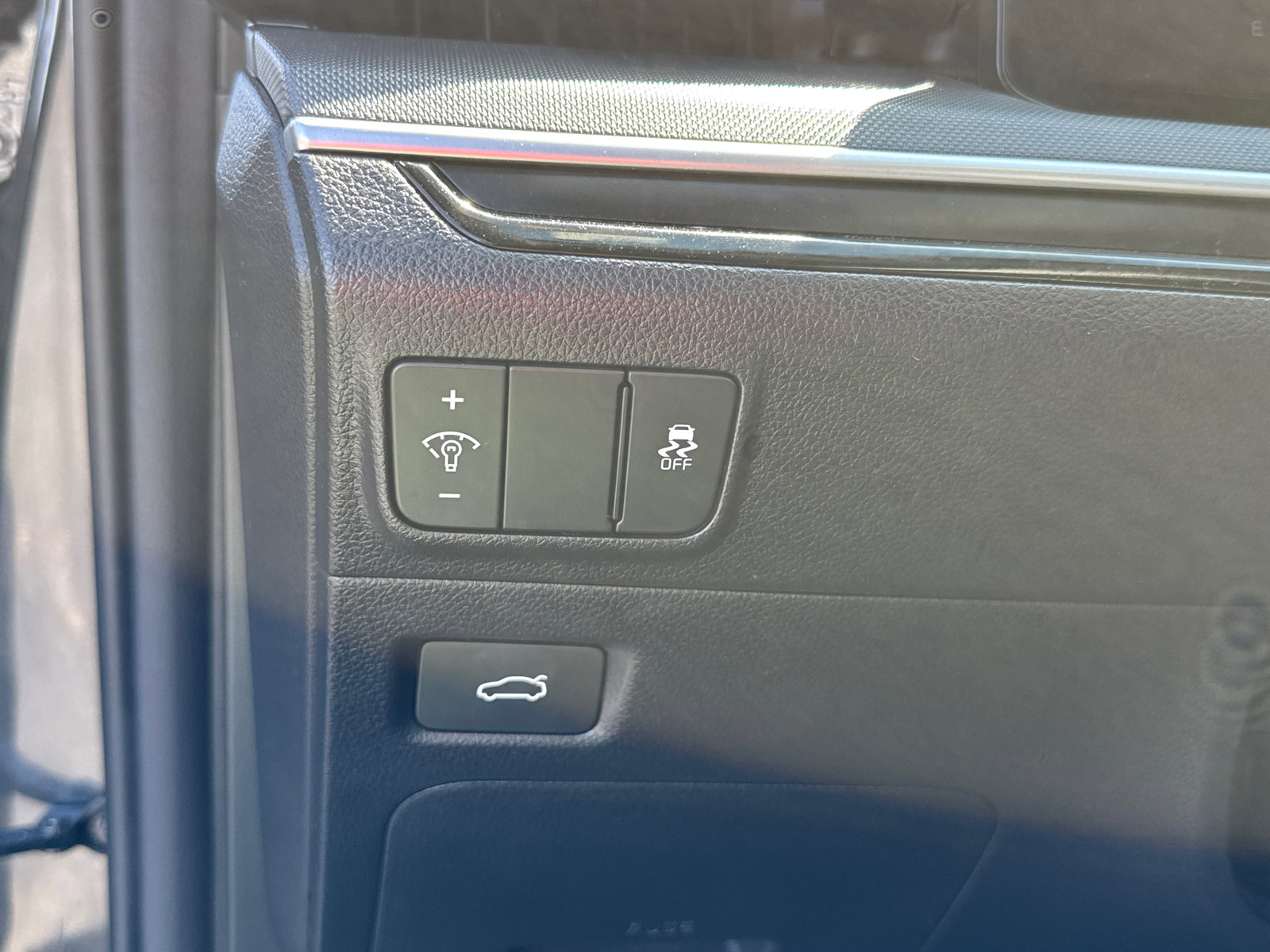 Used 2025 Kia K5 LXS image 15