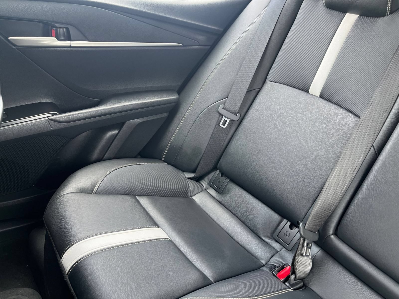 Used 2025 Toyota Camry SE FWD image 44