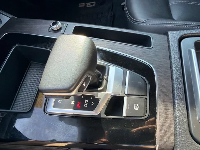 Used 2022 Audi Q5 2.0T Premium w/ Convenience Package AWD/4WD image 39