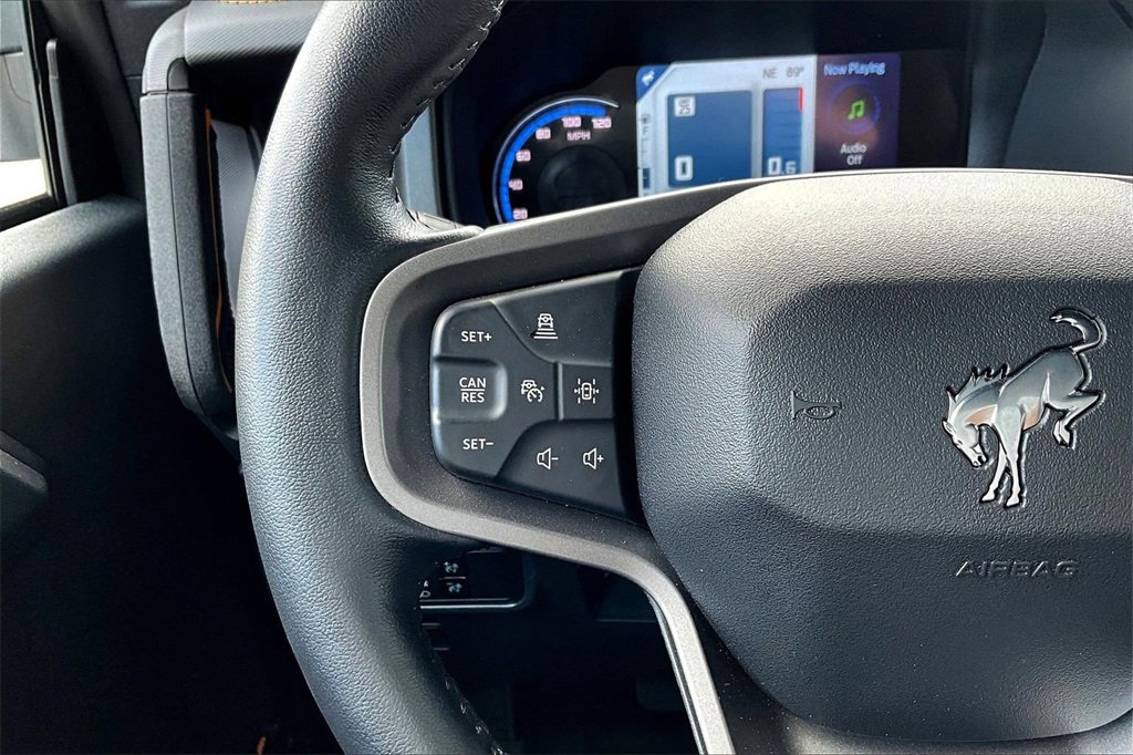 Used 2024 Ford Bronco Badlands image 20