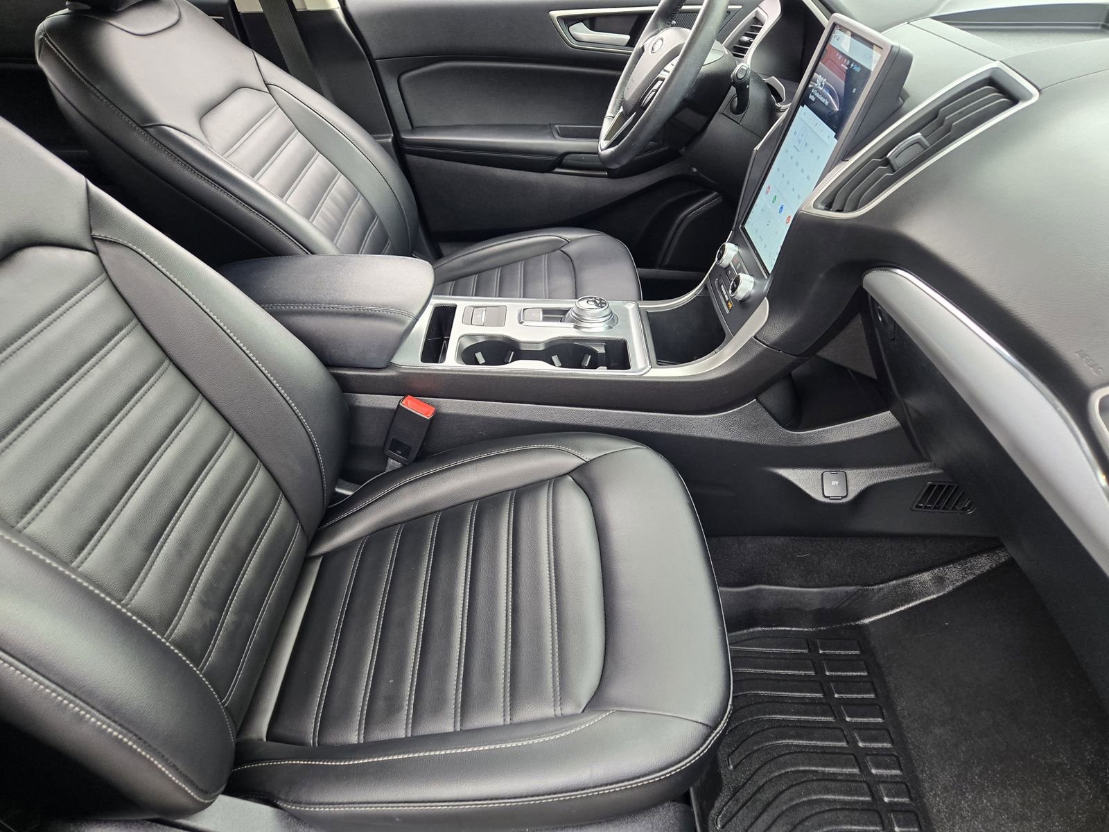 Used 2021 Ford Edge SEL w/ Convenience Package image 12