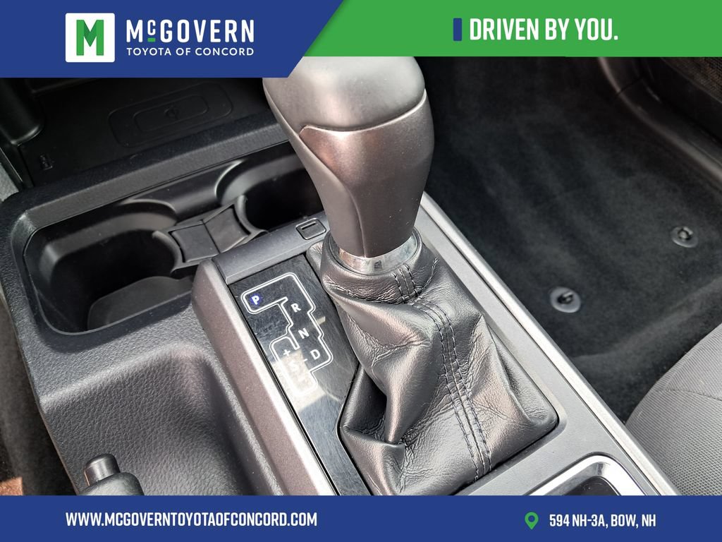 Used 2019 Toyota Tacoma TRD Off-Road w/ Technology Package AWD/4WD image 24