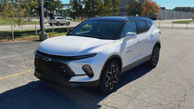 Used 2024 Chevrolet Blazer RS w/ Driver Confidence II Package FWD image 32