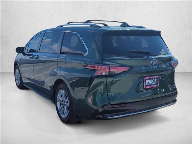 Used 2021 Toyota Sienna Platinum image 7
