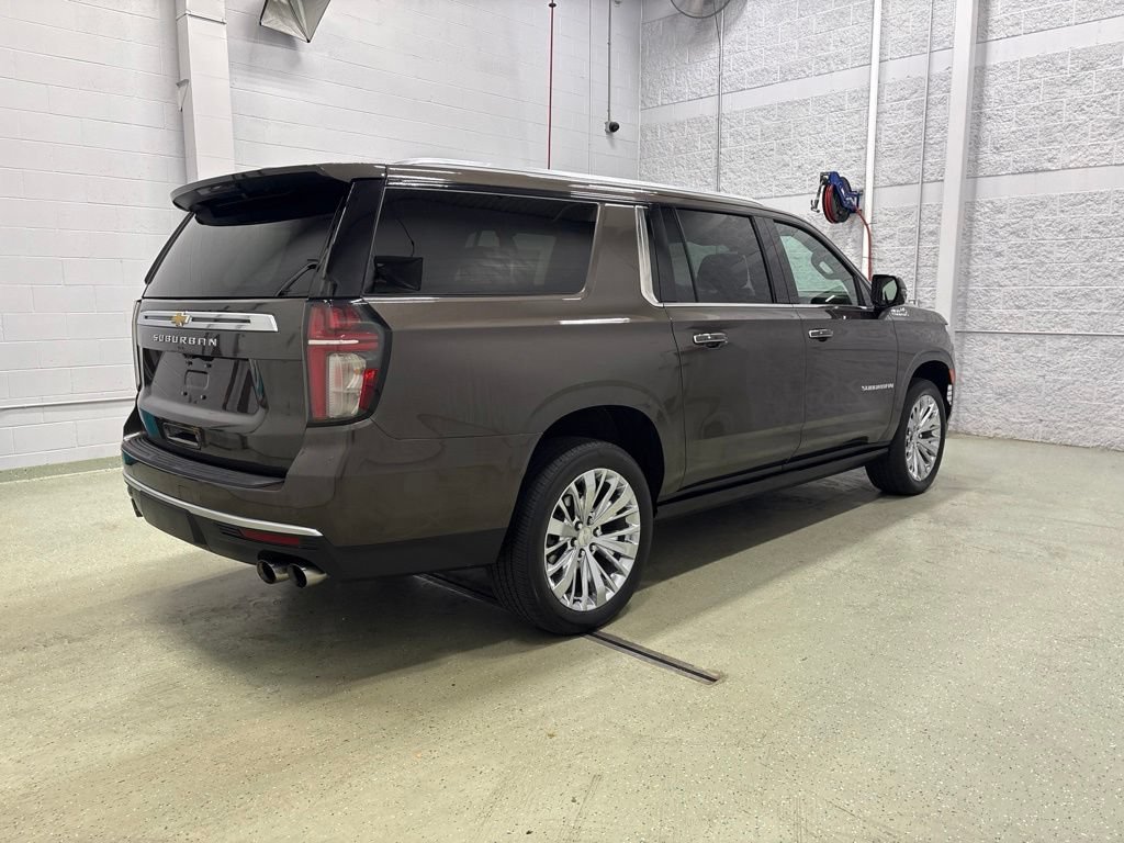 Used 2021 Chevrolet Suburban High Country w/ Premium Package AWD/4WD image 4