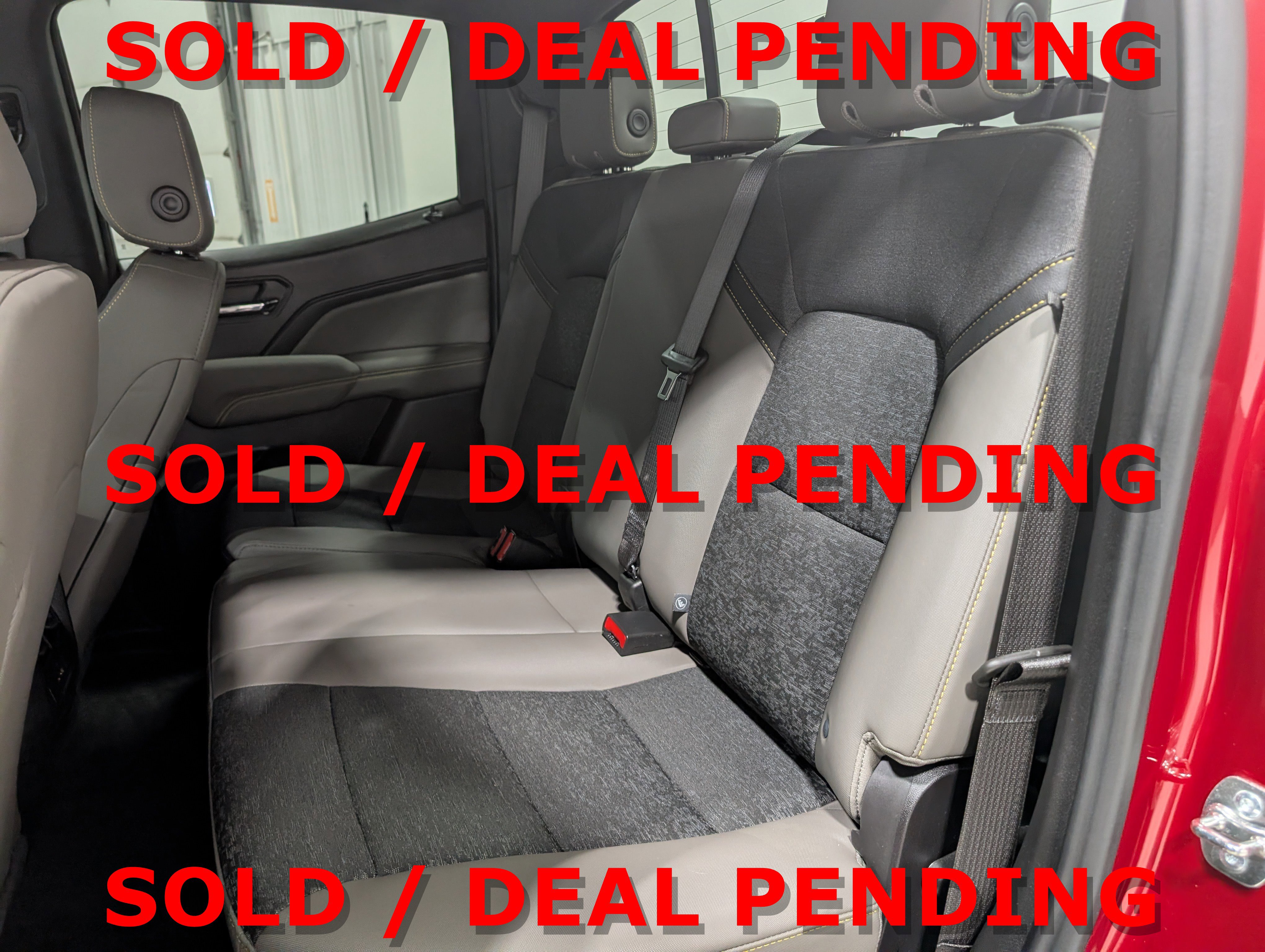 Used 2024 Chevrolet Colorado ZR2 image 17