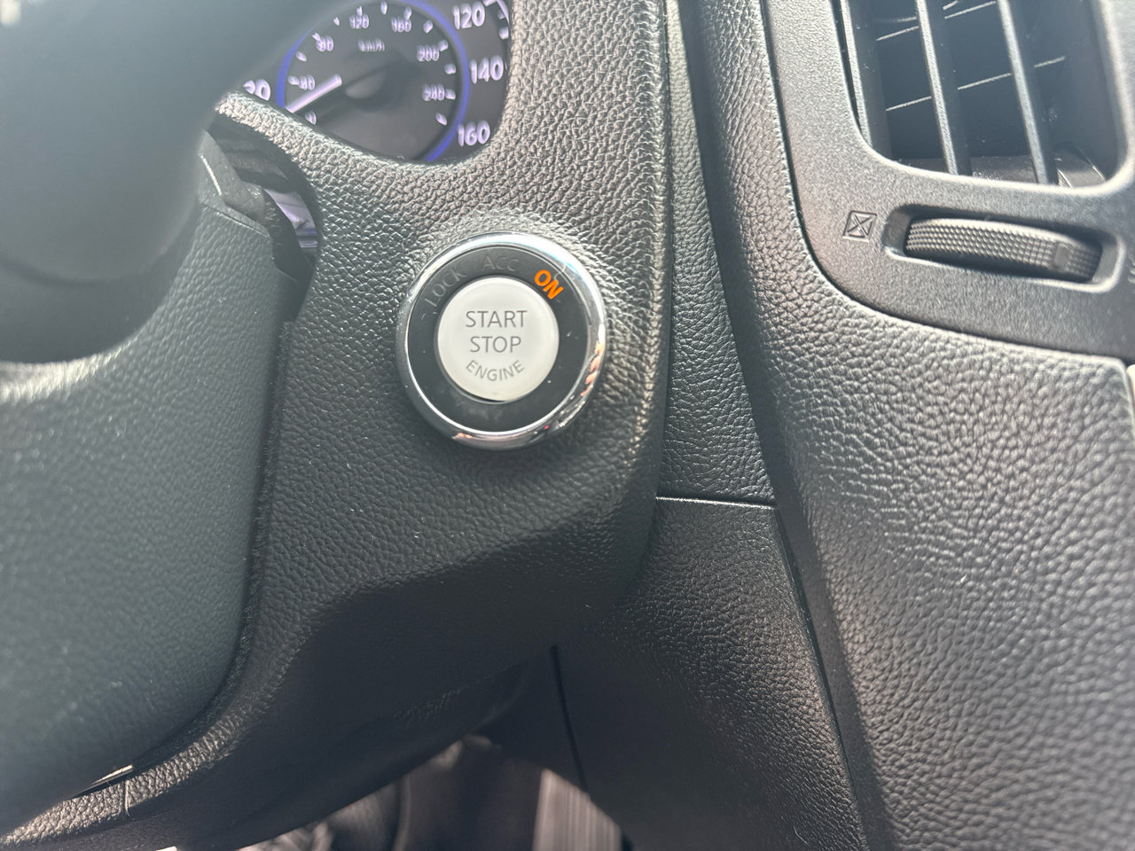 Used 2013 INFINITI G37 x Sedan w/ Premium Pkg image 31