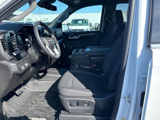 New 2026 GMC Sierra 1500 SLE image 14