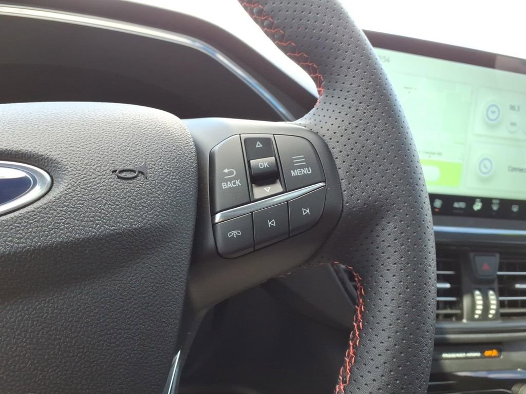 Used 2025 Ford Escape ST-Line Elite w/ Premium Technology Package AWD/4WD image 16