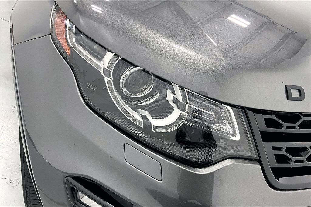 Used 2018 Land Rover Discovery Sport HSE AWD/4WD image 30