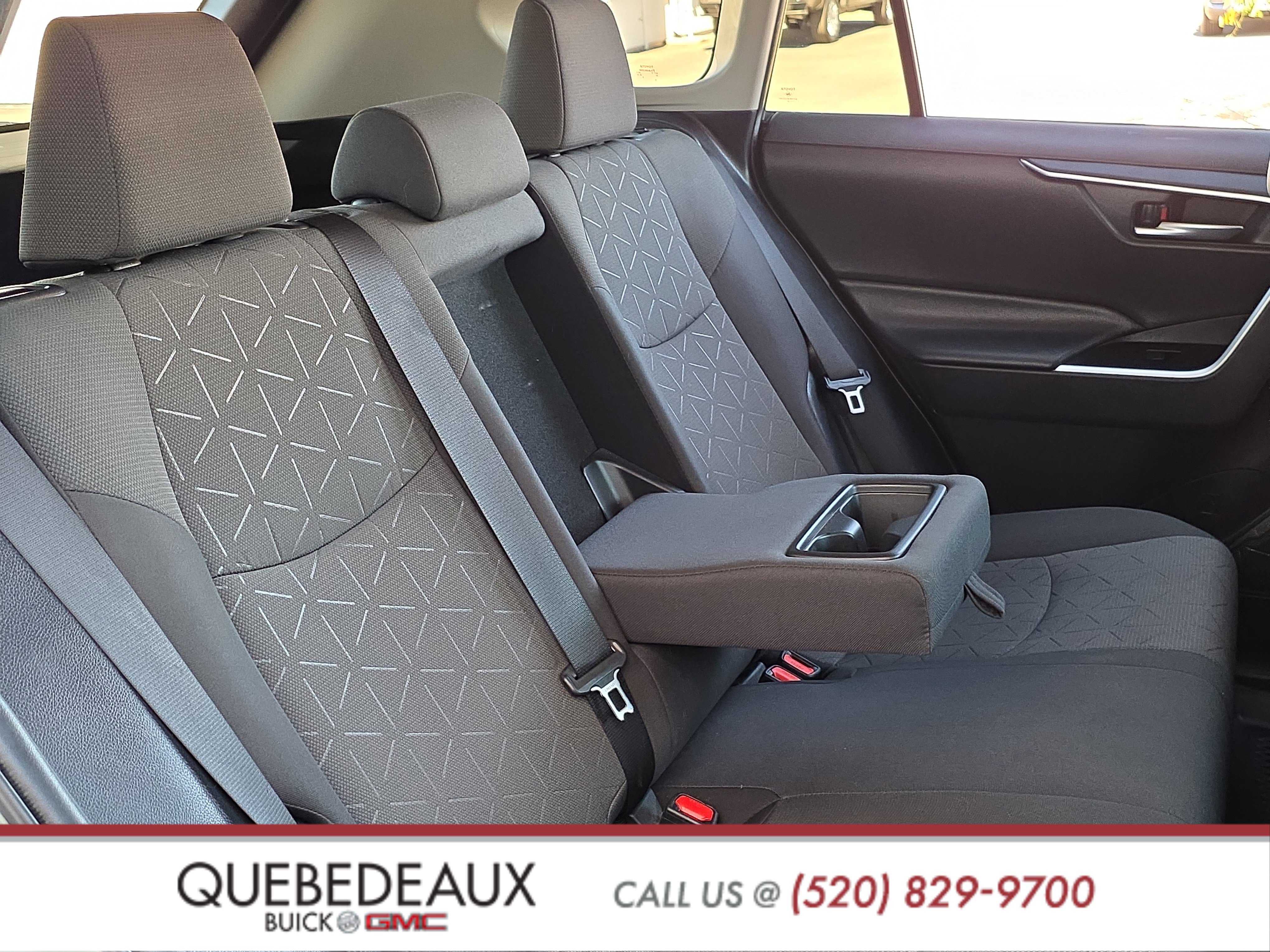 Used 2021 Toyota RAV4 XLE image 28