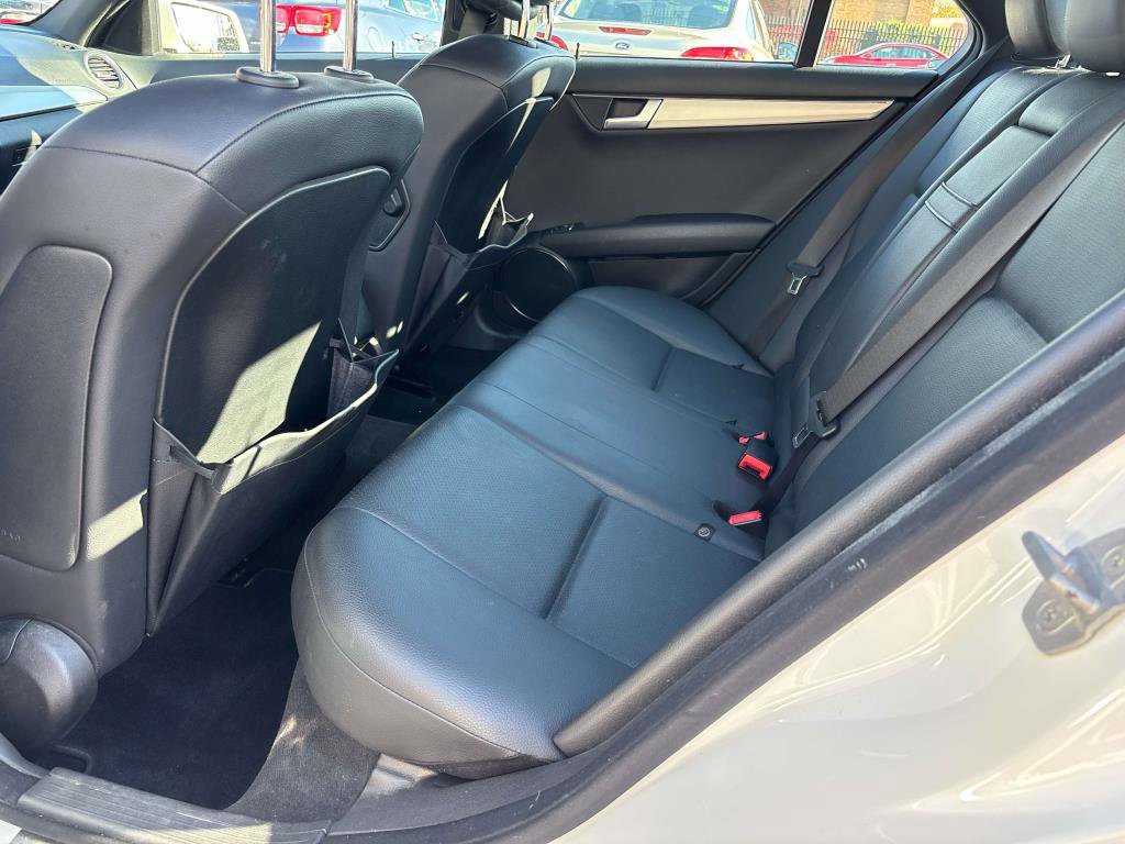 Used 2013 Mercedes-Benz C 300 Sport image 7