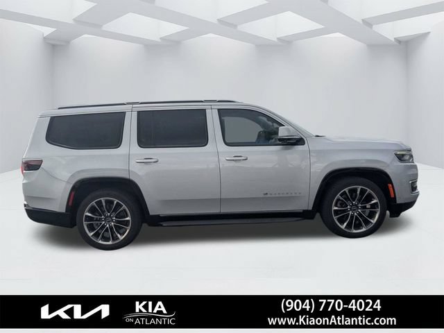 Used 2022 Jeep Wagoneer Series II w/ Convenience Group I AWD/4WD image 2