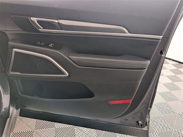 Used 2022 Kia Telluride LX image 28
