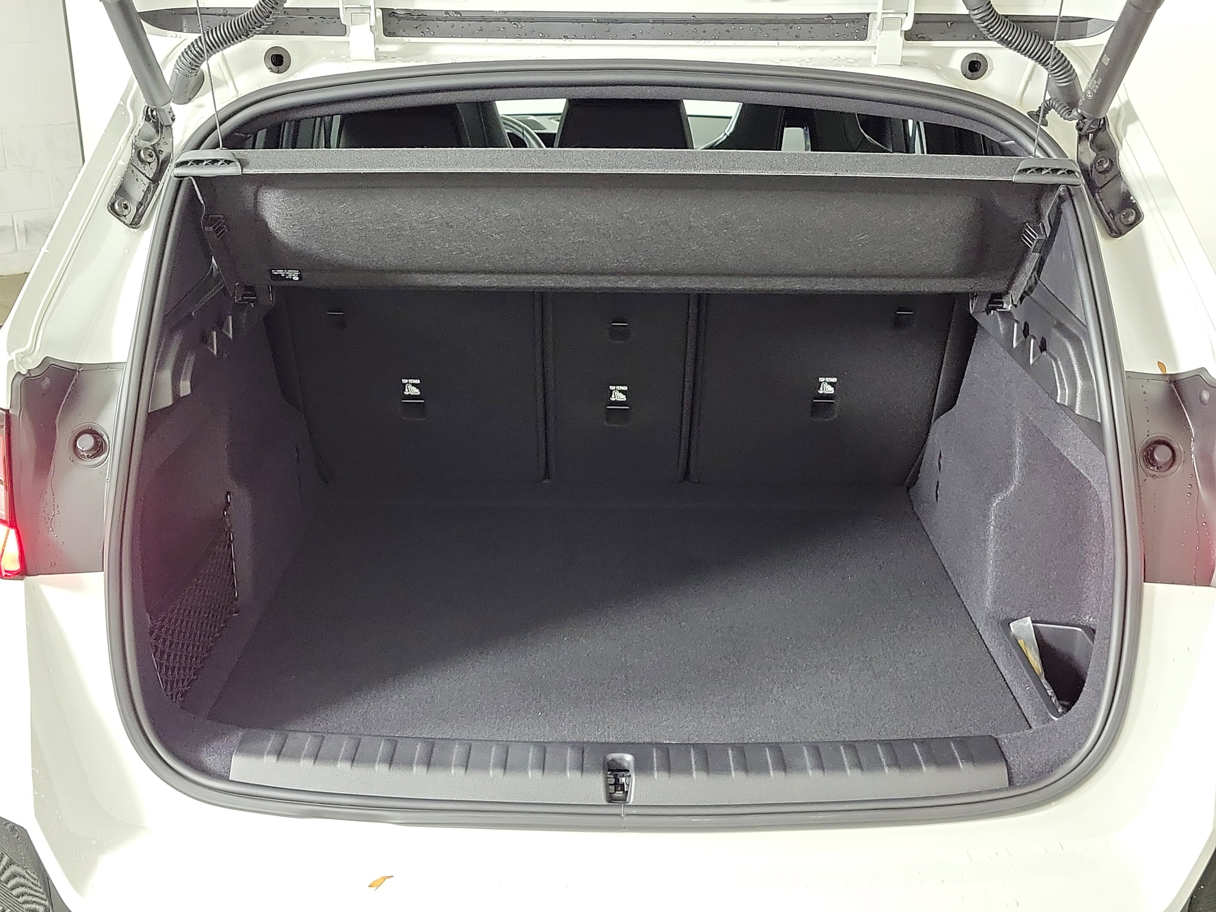 Certified 2024 BMW X1 M35i w/ Premium Package image 25