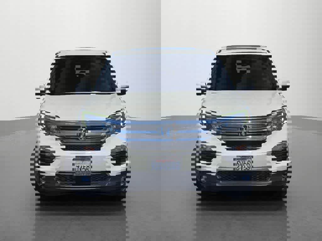 Used 2017 Honda Pilot EX-L image 2