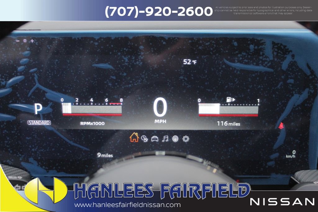 New 2025 Nissan Kicks SR FWD image 24