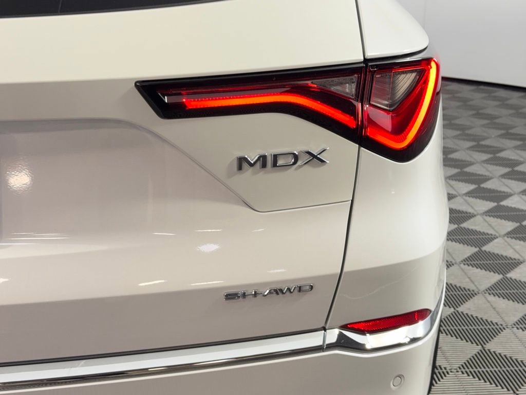 Used 2026 Acura MDX SH-AWD w/ Technology Package image 11