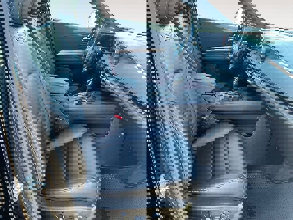 Used 2024 Cadillac XT4 Premium Luxury image 15