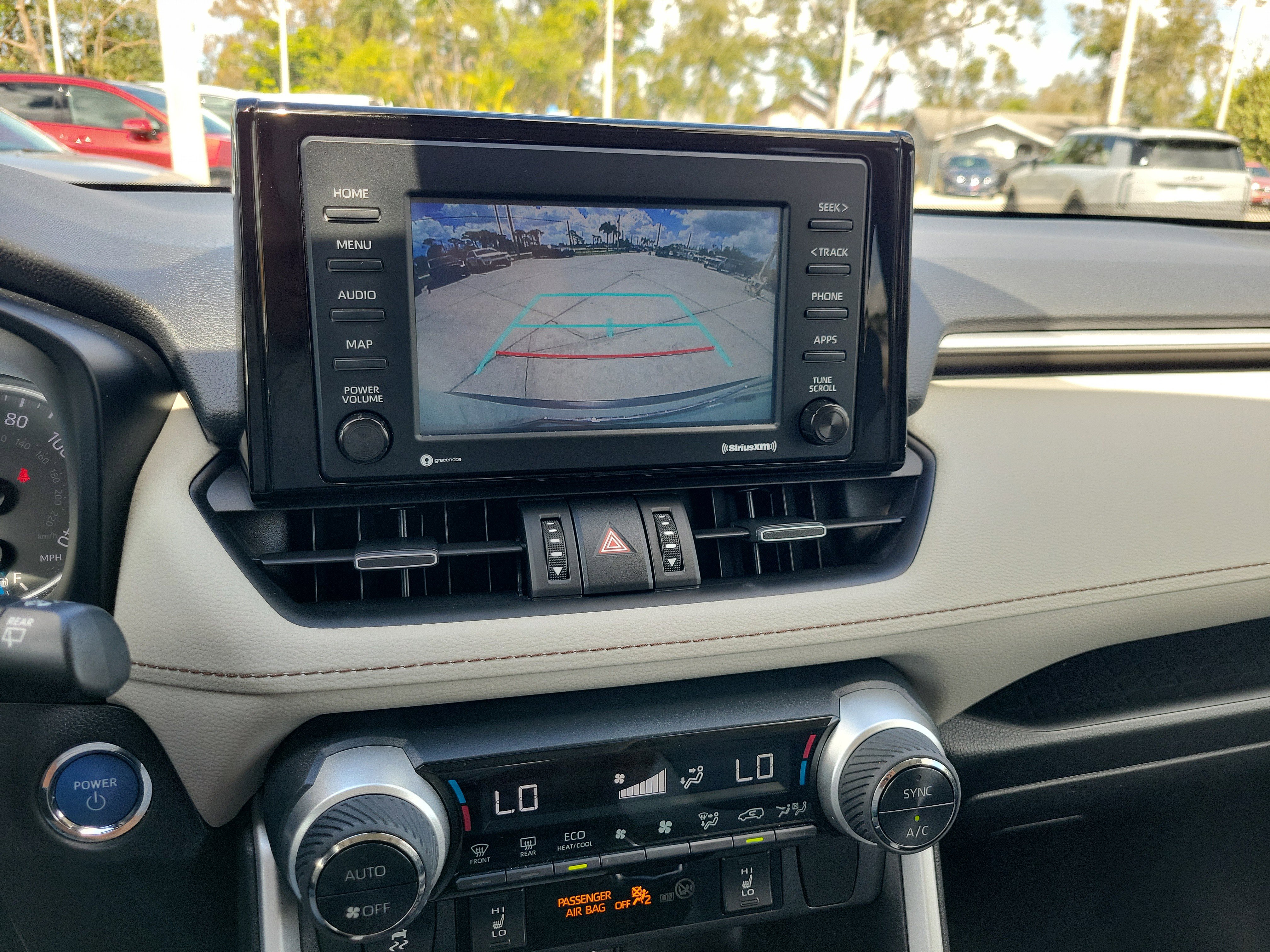 Used 2021 Toyota RAV4 XLE Premium image 25