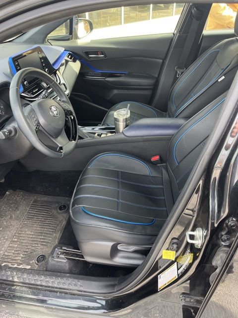 Used 2020 Toyota C-HR XLE image 10