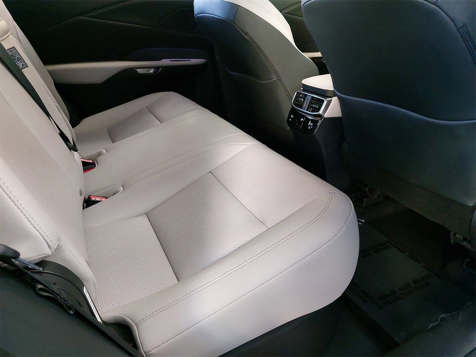 Used 2025 Lexus RX 350 Premium Plus image 11