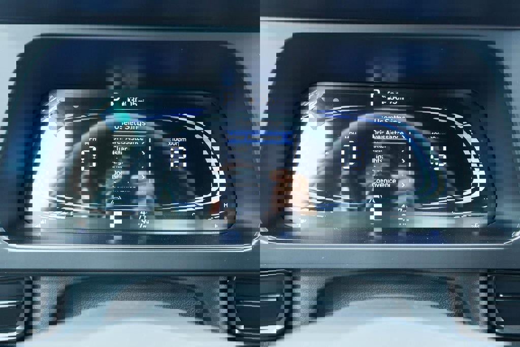 New 2026 Hyundai Elantra SEL Sport Premium image 16