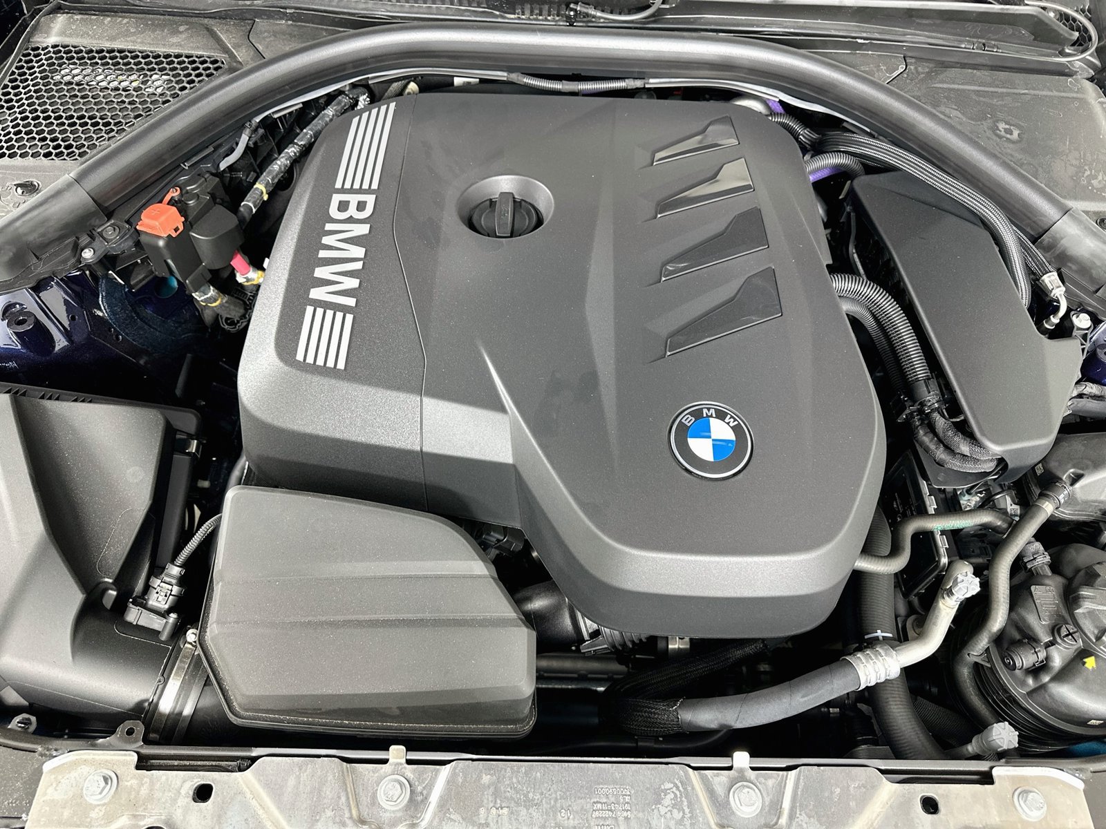 New 2026 BMW 330i xDrive Sedan w/ M Sport Package AWD/4WD image 13