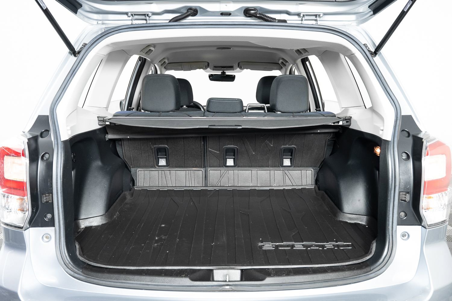 Used 2018 Subaru Forester 2.5i w/ Alloy Wheel Package image 19