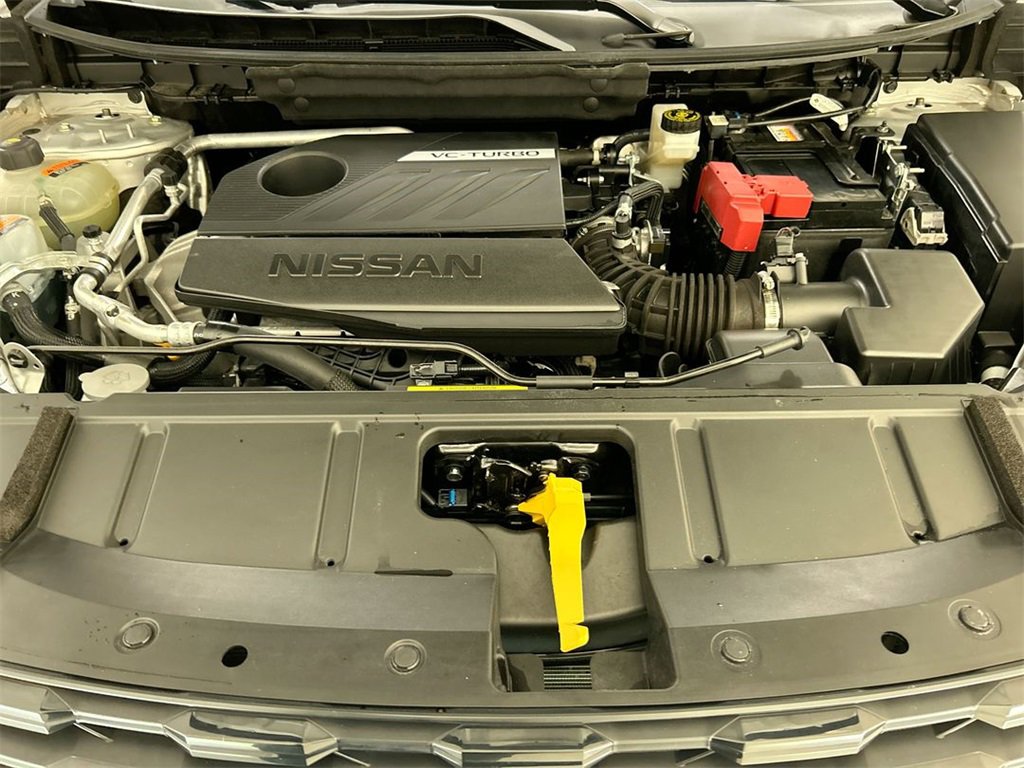 Used 2023 Nissan Rogue SV image 10