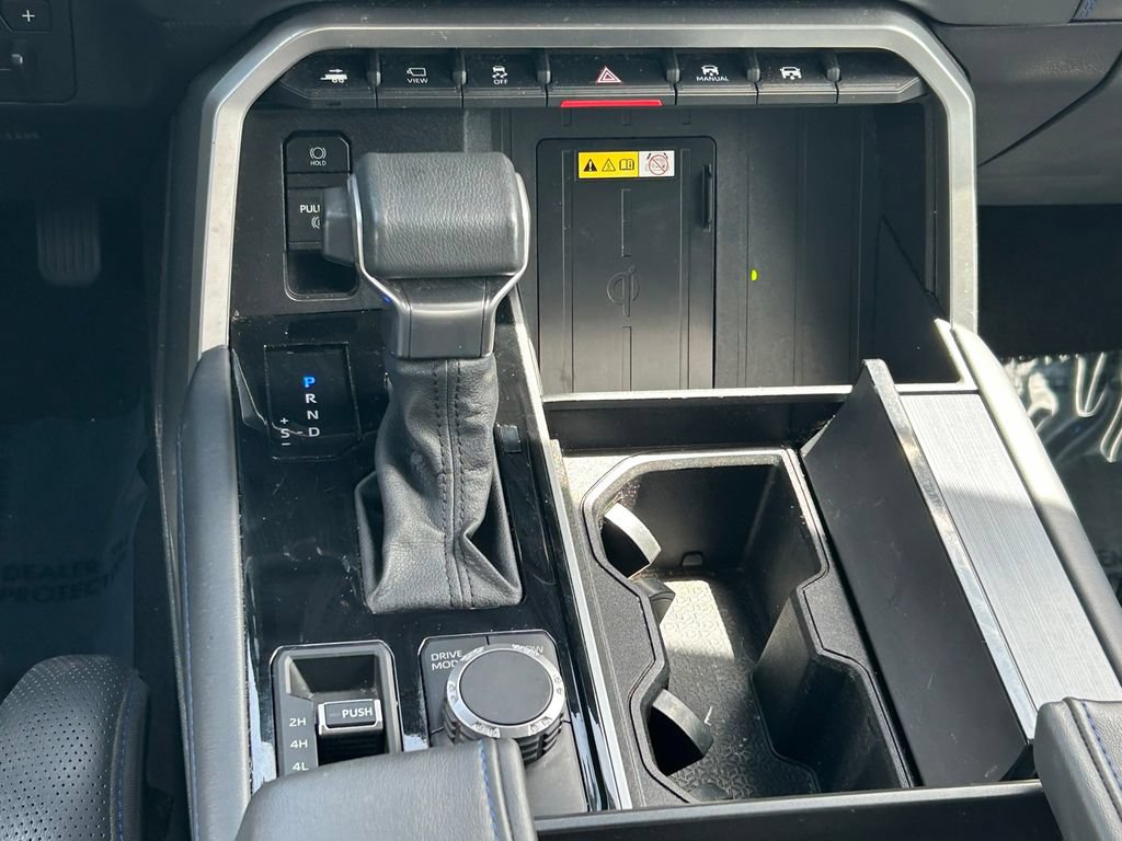 Used 2022 Toyota Tundra Platinum w/ Advanced Package AWD/4WD image 23
