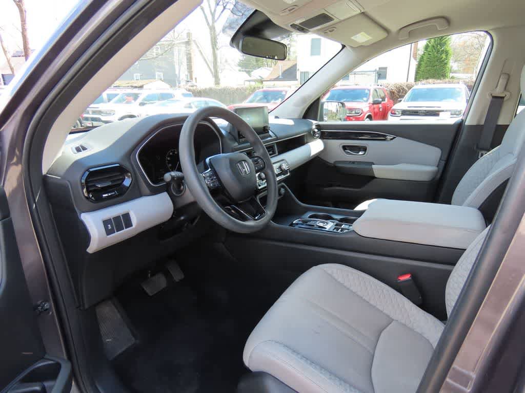Used 2023 Honda Pilot LX video 2