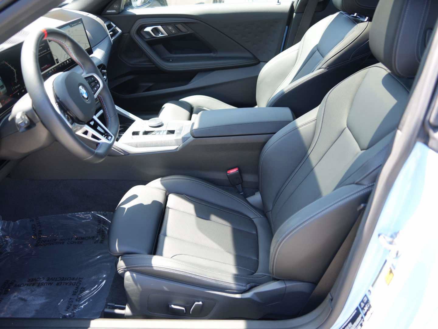 Used 2025 BMW M240i xDrive Coupe w/ Premium Package AWD/4WD image 9