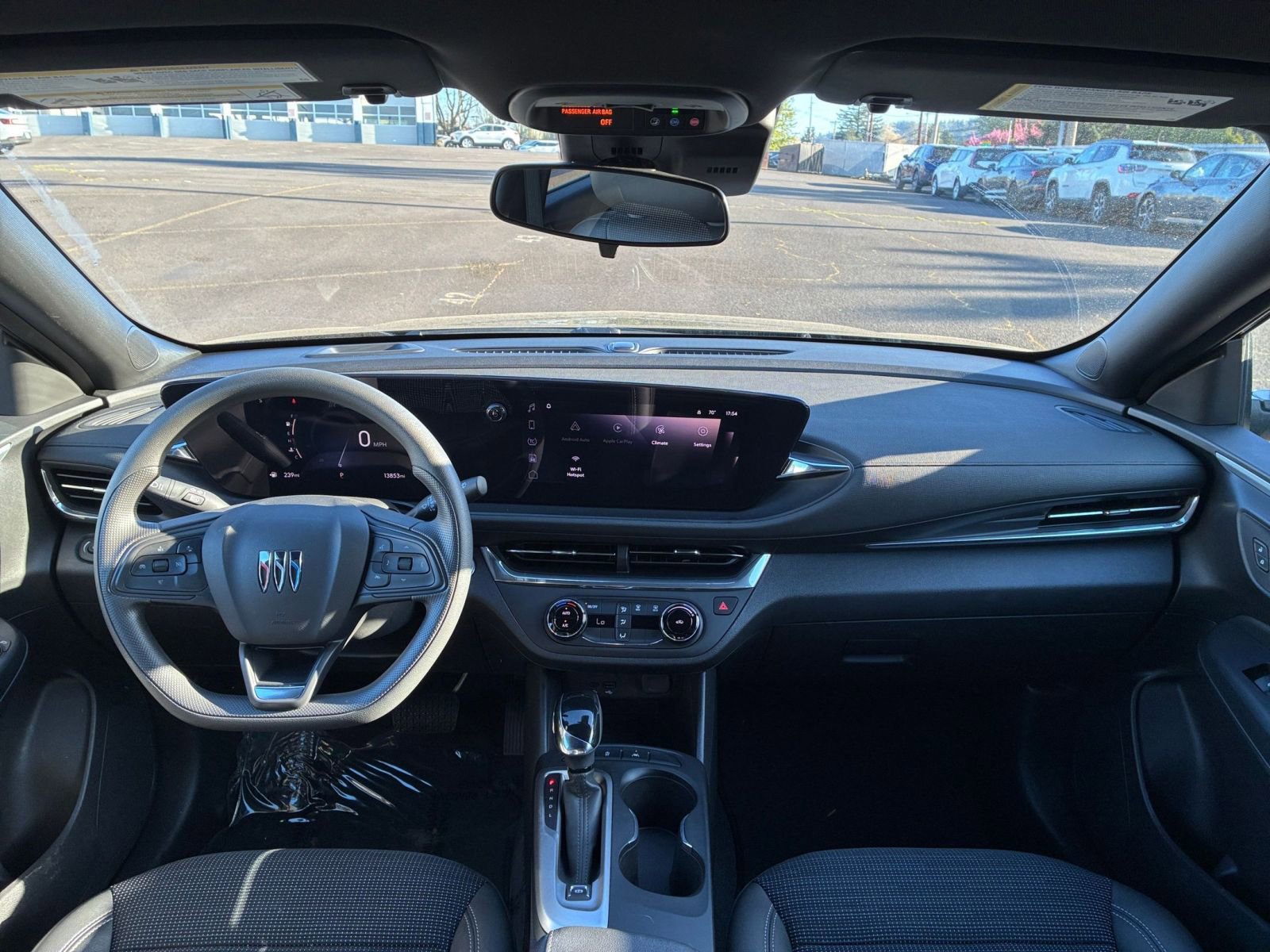 Used 2025 Buick Envista Preferred FWD image 32