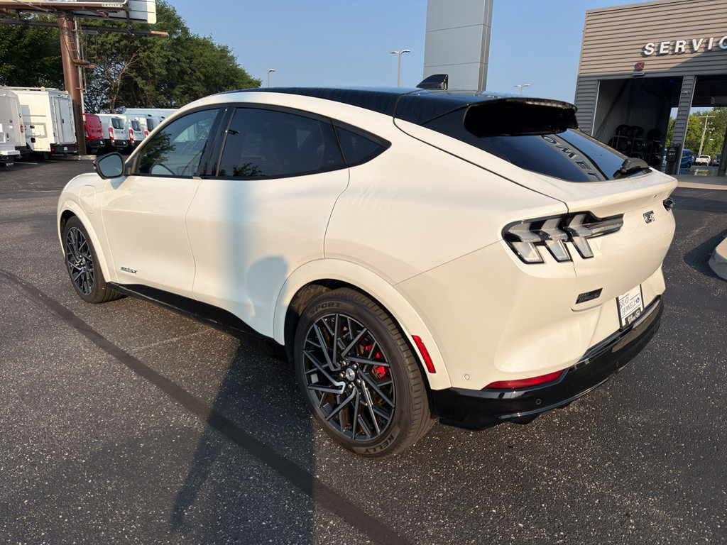 Used 2022 Ford Mustang Mach-E GT w/ GT Performance Edition AWD/4WD image 8