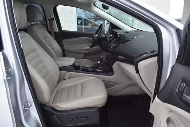 Used 2017 Ford Escape Titanium image 46