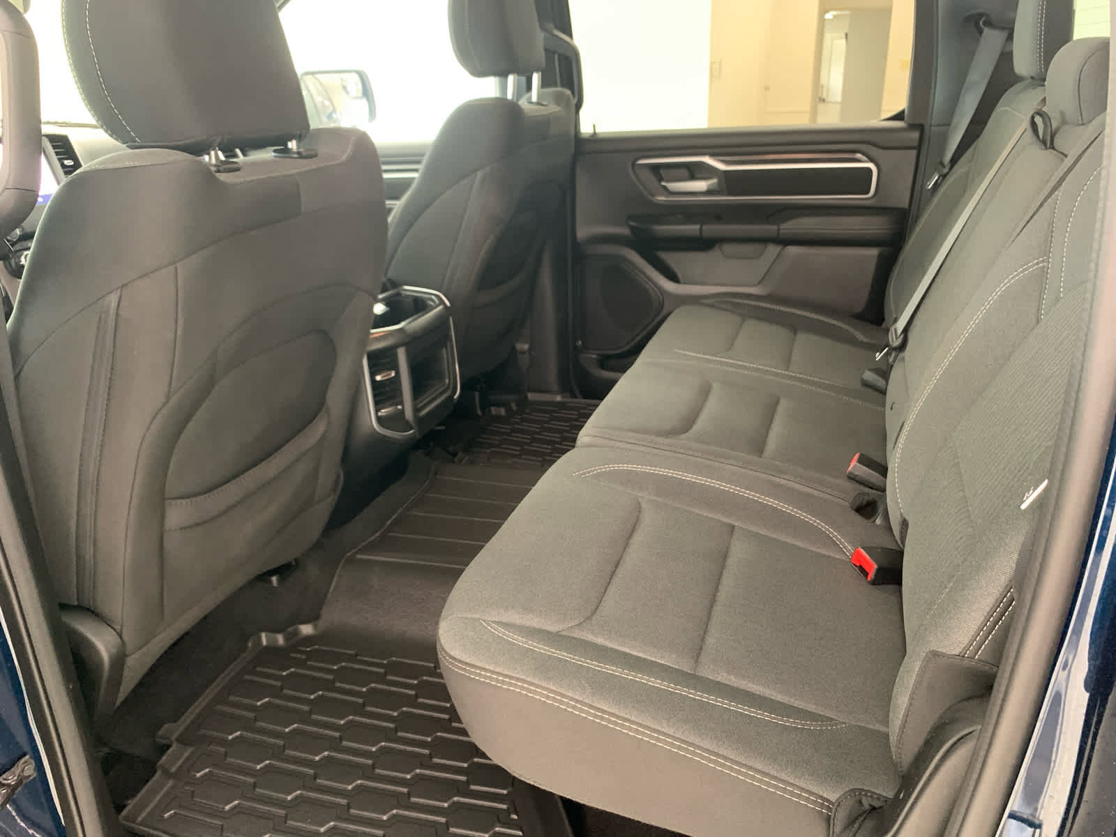 Used 2023 RAM 1500 Big Horn AWD/4WD image 16