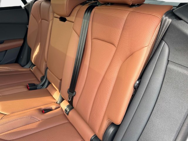 Used 2024 Audi Q8 Premium Plus w/ Premium Plus Package AWD/4WD image 12