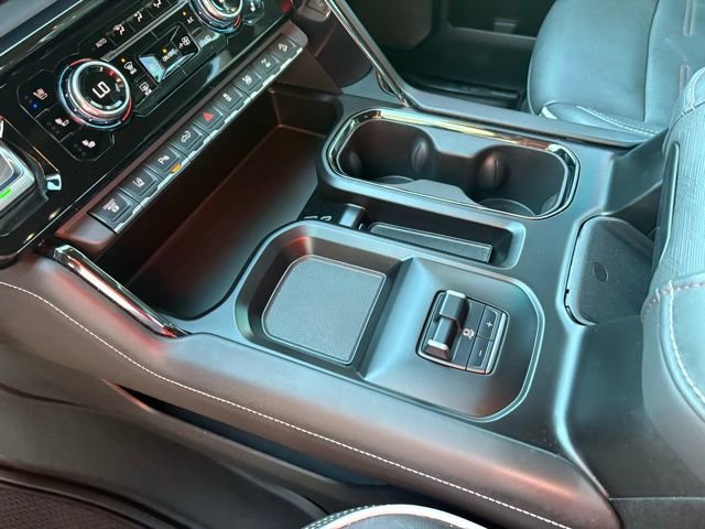 Used 2024 GMC Sierra 2500 AT4X image 21