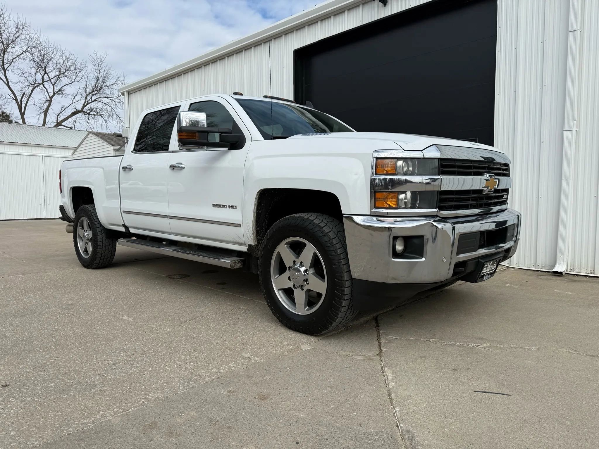 Used 2016 Chevrolet Silverado 2500 LTZ w/ Duramax Plus Package AWD/4WD image 2