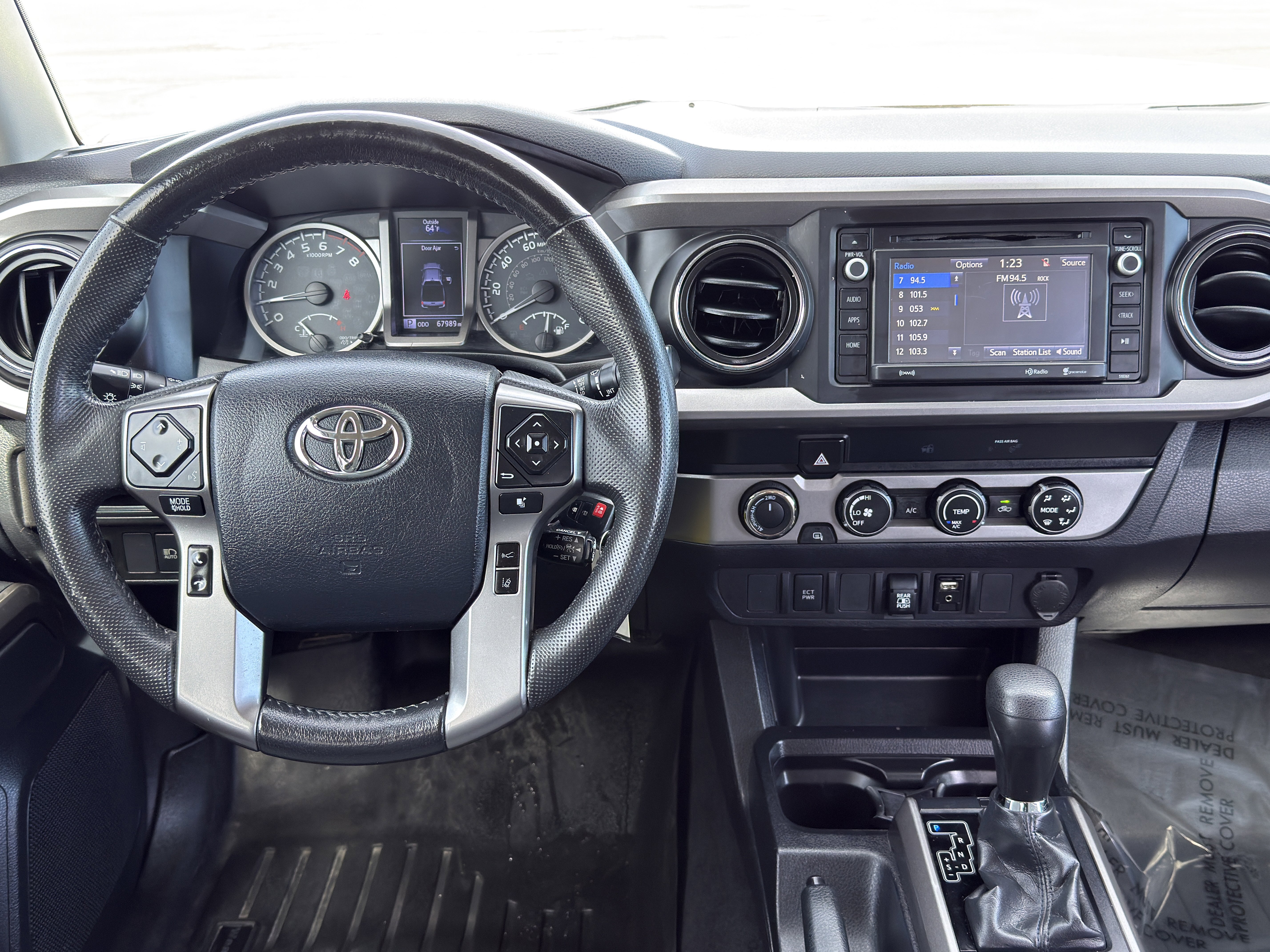 Used 2019 Toyota Tacoma SR5 image 21