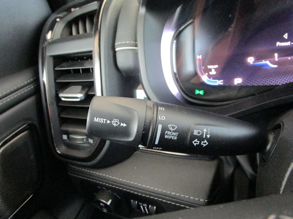 Used 2025 RAM 1500 Limited w/ Off Road Group AWD/4WD image 45