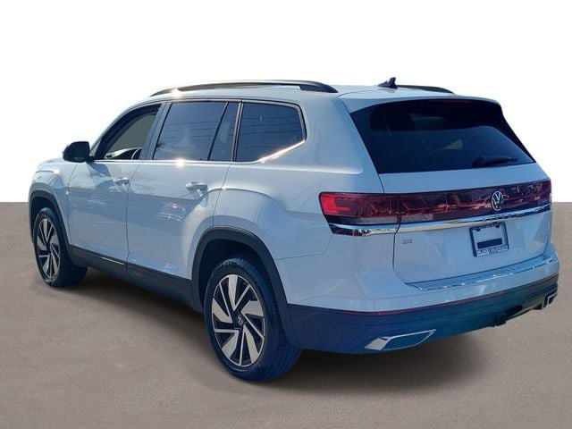 Certified 2024 Volkswagen Atlas SE FWD image 3