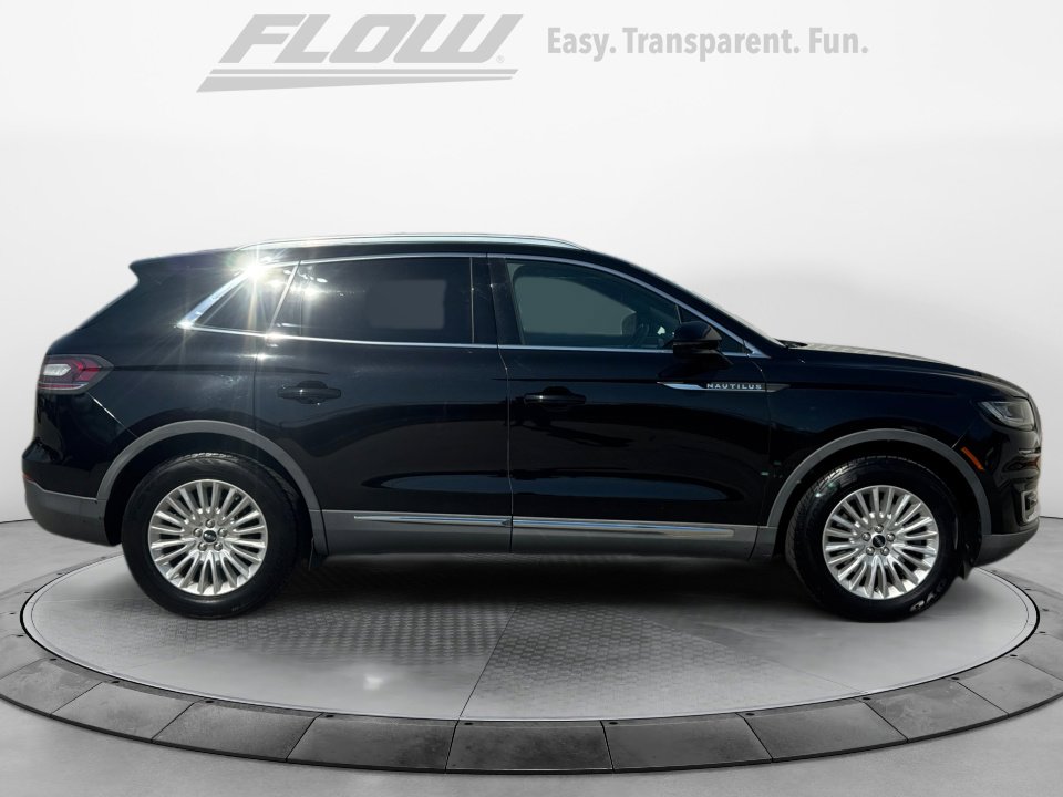 Used 2020 Lincoln Nautilus FWD image 10