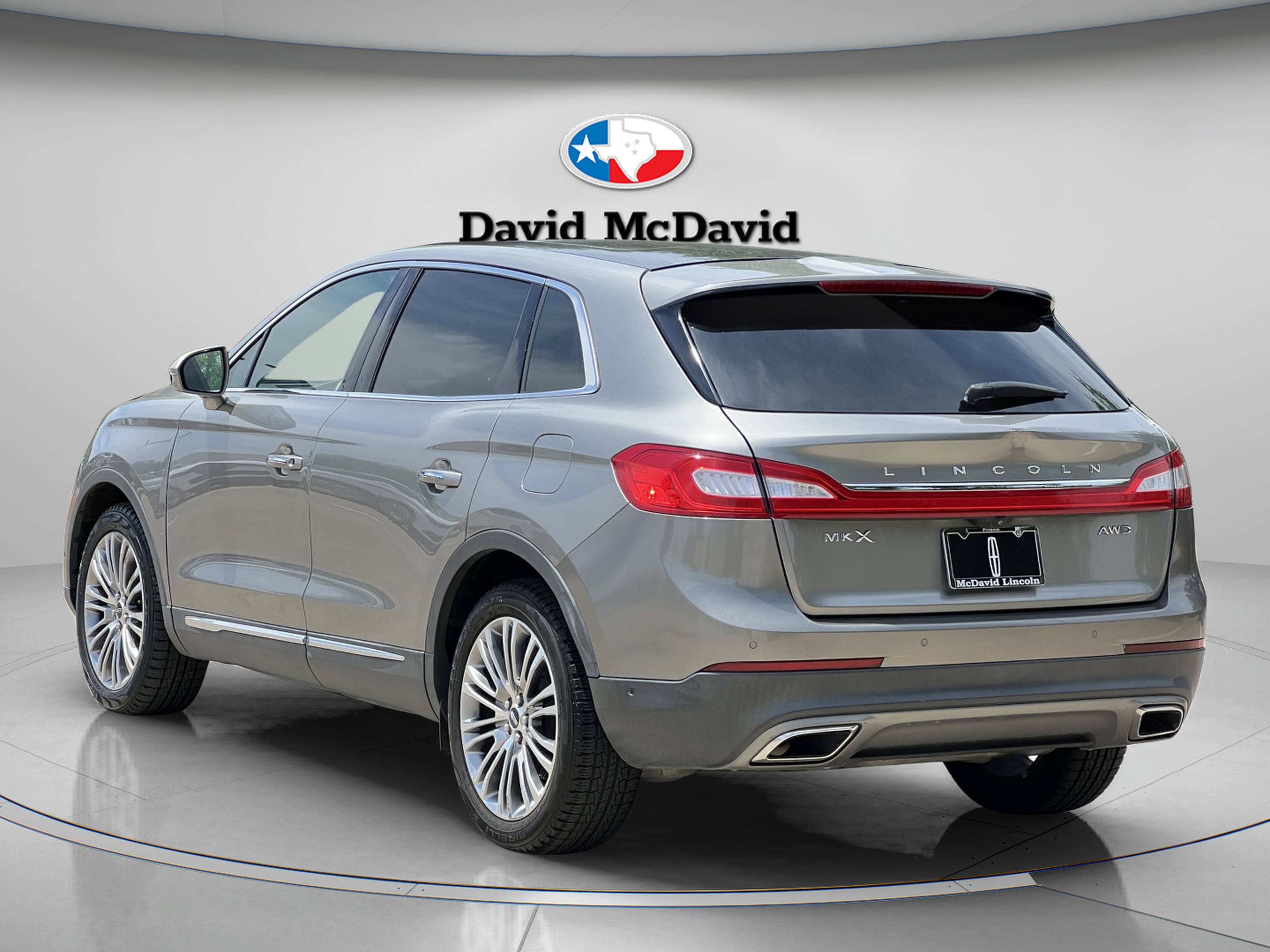 Used 2016 Lincoln MKX Reserve w/ Technology Package AWD/4WD image 5