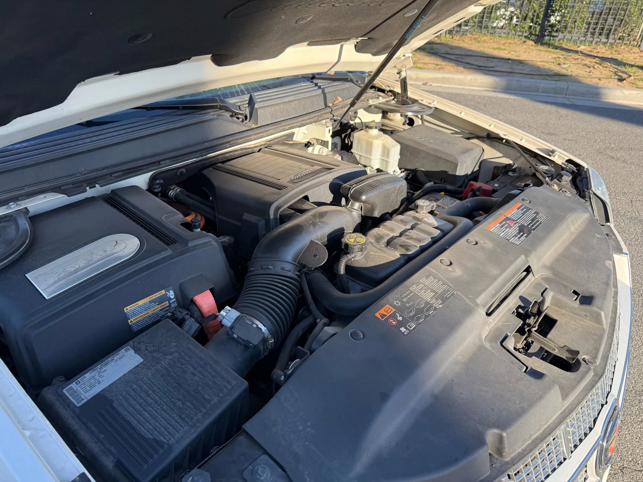 Used 2013 Cadillac Escalade Platinum image 30